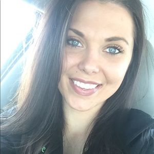 Meet your Posher, Lacy